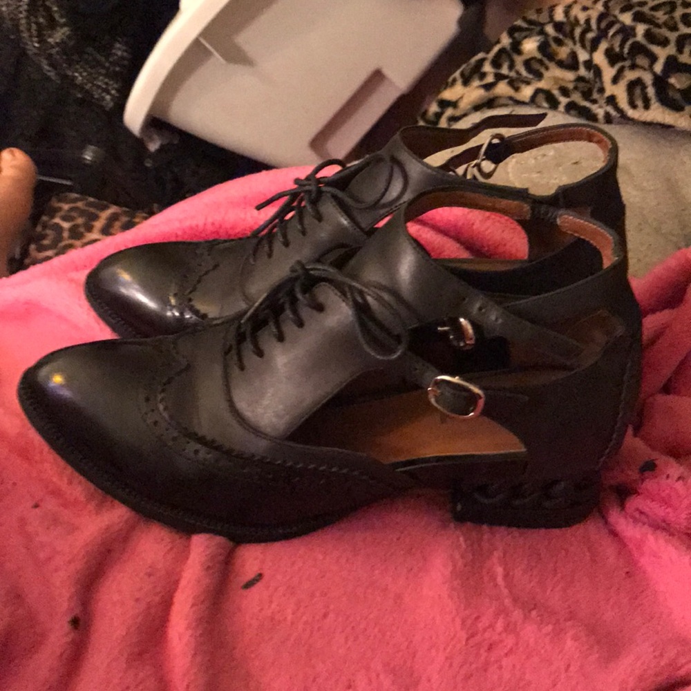 Jeffrey Campbell Oxfords (Delany CHH) Size 9